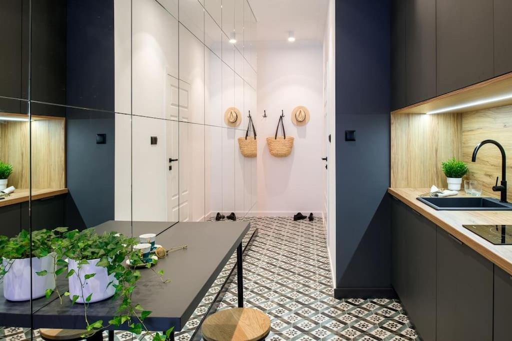 크라쿠프 Green Oasis In The Centre 아파트 외부 사진
